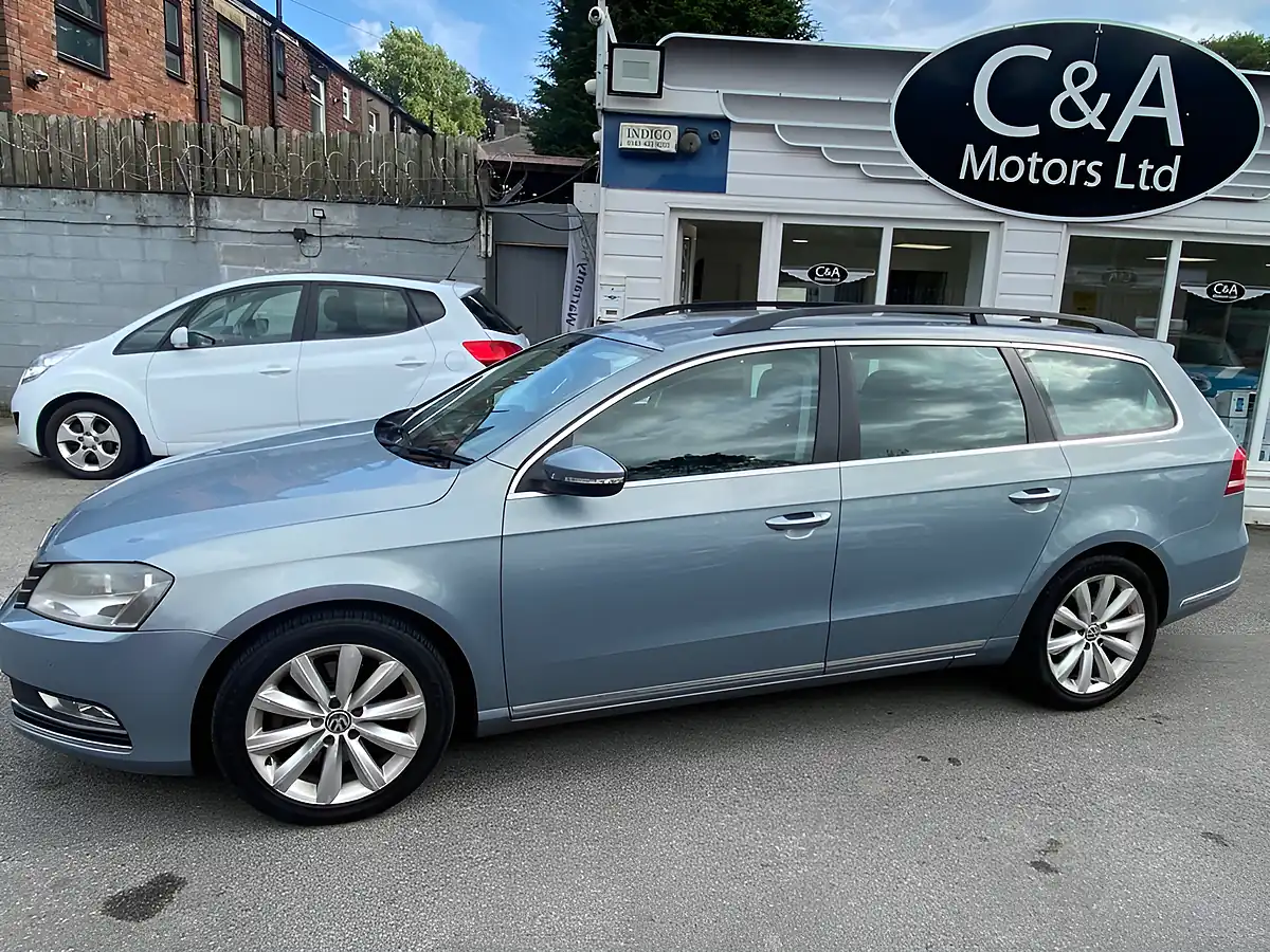 Used 2013 Volkswagen Passat Highline Grey - Interior and Exterior details 4