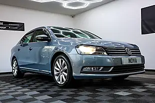 Used 2013 Volkswagen Passat Highline Grey - Interior and Exterior details 3