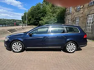 Used 2013 Volkswagen Passat Highline Ink Blue Metallic - Interior and Exterior details 6