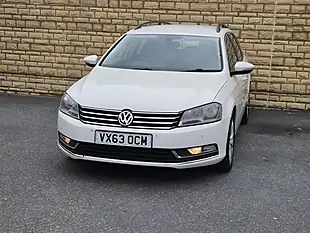 Used 2013 Volkswagen Passat Highline White - Interior and Exterior details 5
