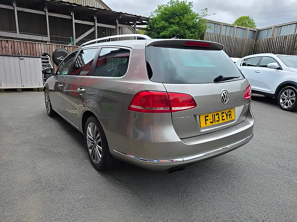 Used 2013 Volkswagen Passat Sport Brown - Interior and Exterior details 6