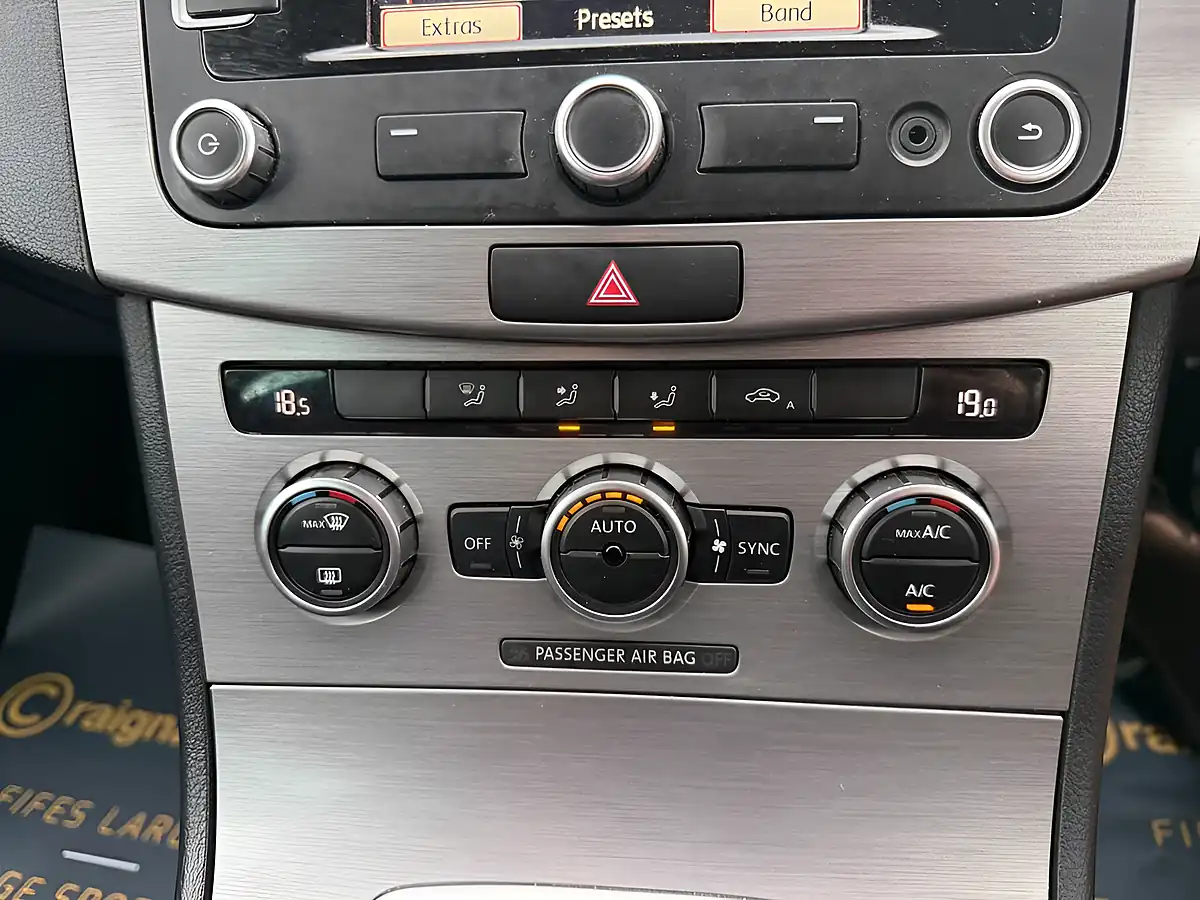 Used 2013 Volkswagen Passat Sport Grey - Interior and Exterior details 20