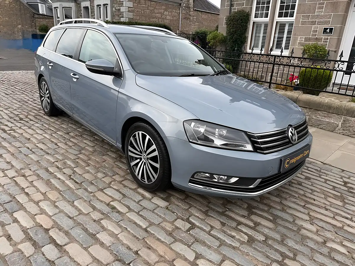 Used 2013 Volkswagen Passat Sport Grey - Interior and Exterior details 4