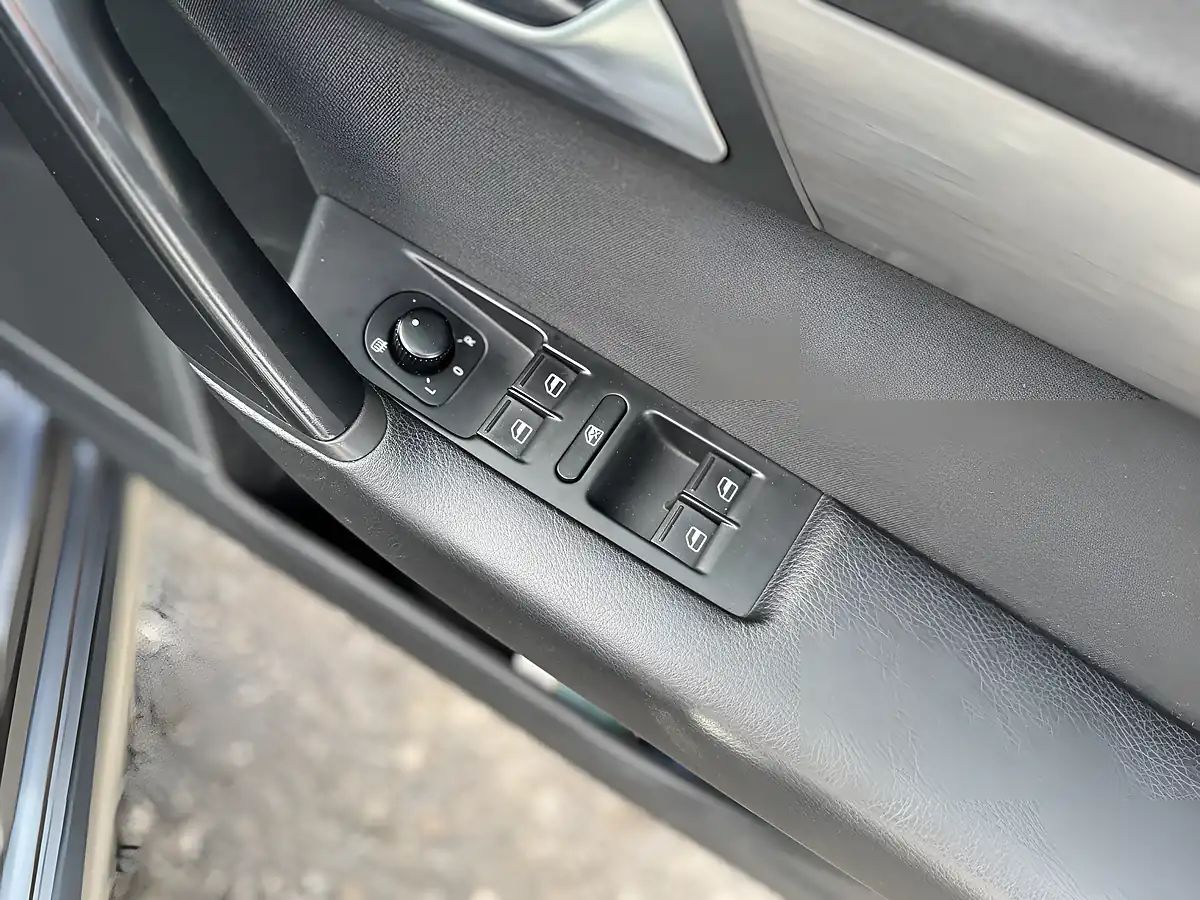 Used 2013 Volkswagen Passat Sport Grey - Interior and Exterior details 12