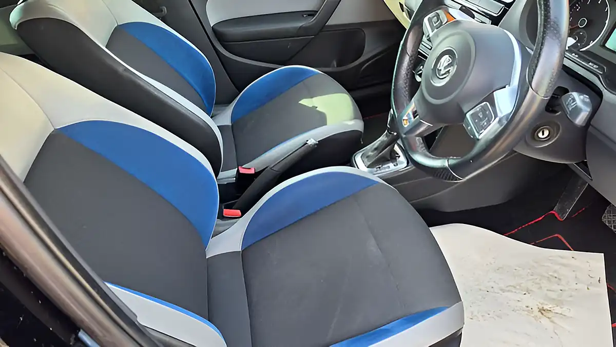 Used 2013 Volkswagen Polo Bluemotion Tech Act Bluegt Blue - Interior and Exterior details 5