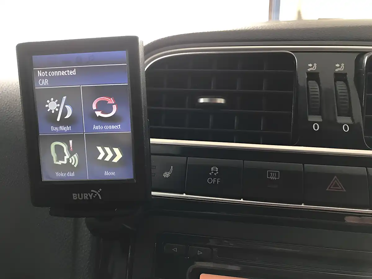 Used 2013 Volkswagen Polo Bluemotion Tech Act Bluegt Blue Silk Met - Interior and Exterior details 17
