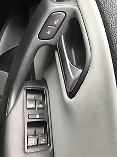 Used 2013 Volkswagen Polo Bluemotion Tech Act Bluegt Blue Silk Met - Interior and Exterior details 20
