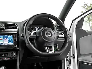 Used 2013 Volkswagen Polo Dsg S-a White - Interior and Exterior details 17