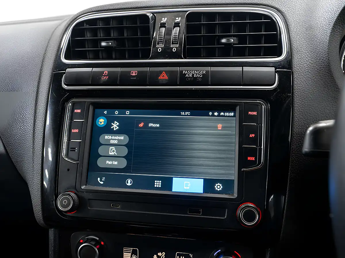 Used 2013 Volkswagen Polo Dsg S-a White - Interior and Exterior details 19
