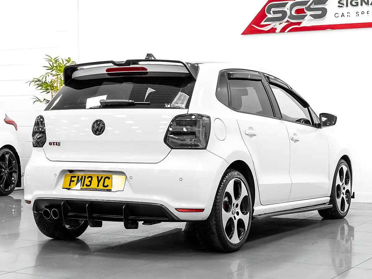 Used 2013 Volkswagen Polo Dsg S-a White - Interior and Exterior details 3