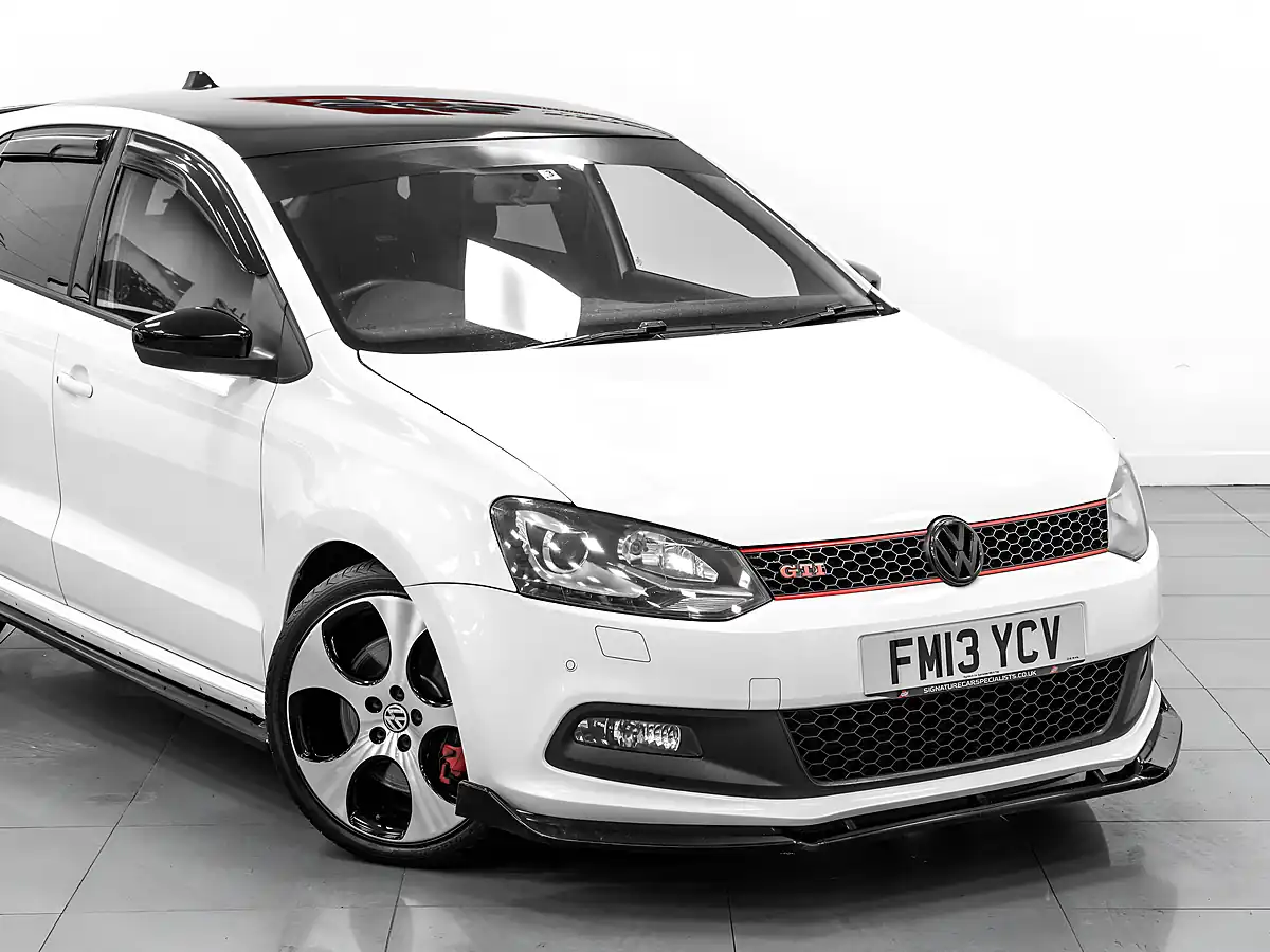 Used 2013 Volkswagen Polo Dsg S-a White - Interior and Exterior details 5