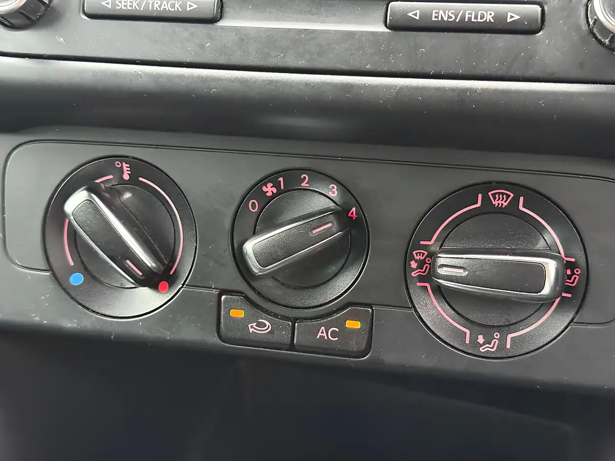 Used 2013 Volkswagen Polo Match Black - Interior and Exterior details 20