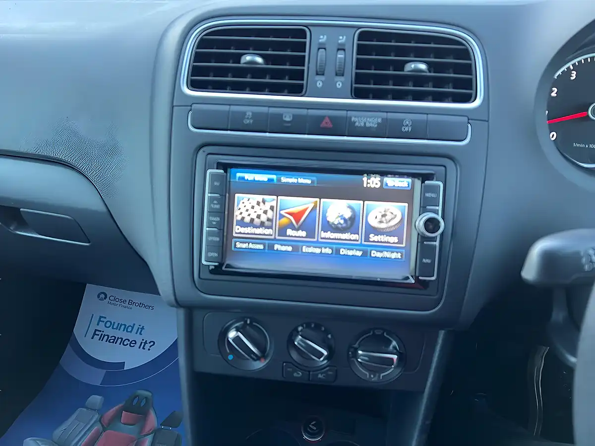 Used 2013 Volkswagen Polo Match Blue - Interior and Exterior details 10