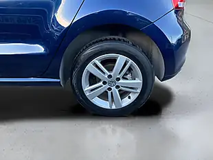 Used 2013 Volkswagen Polo Match Blue - Interior and Exterior details 12