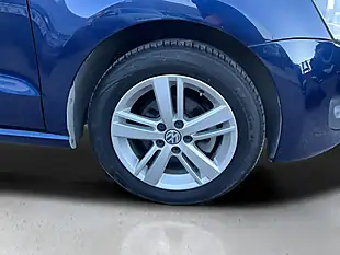 Used 2013 Volkswagen Polo Match Blue - Interior and Exterior details 14