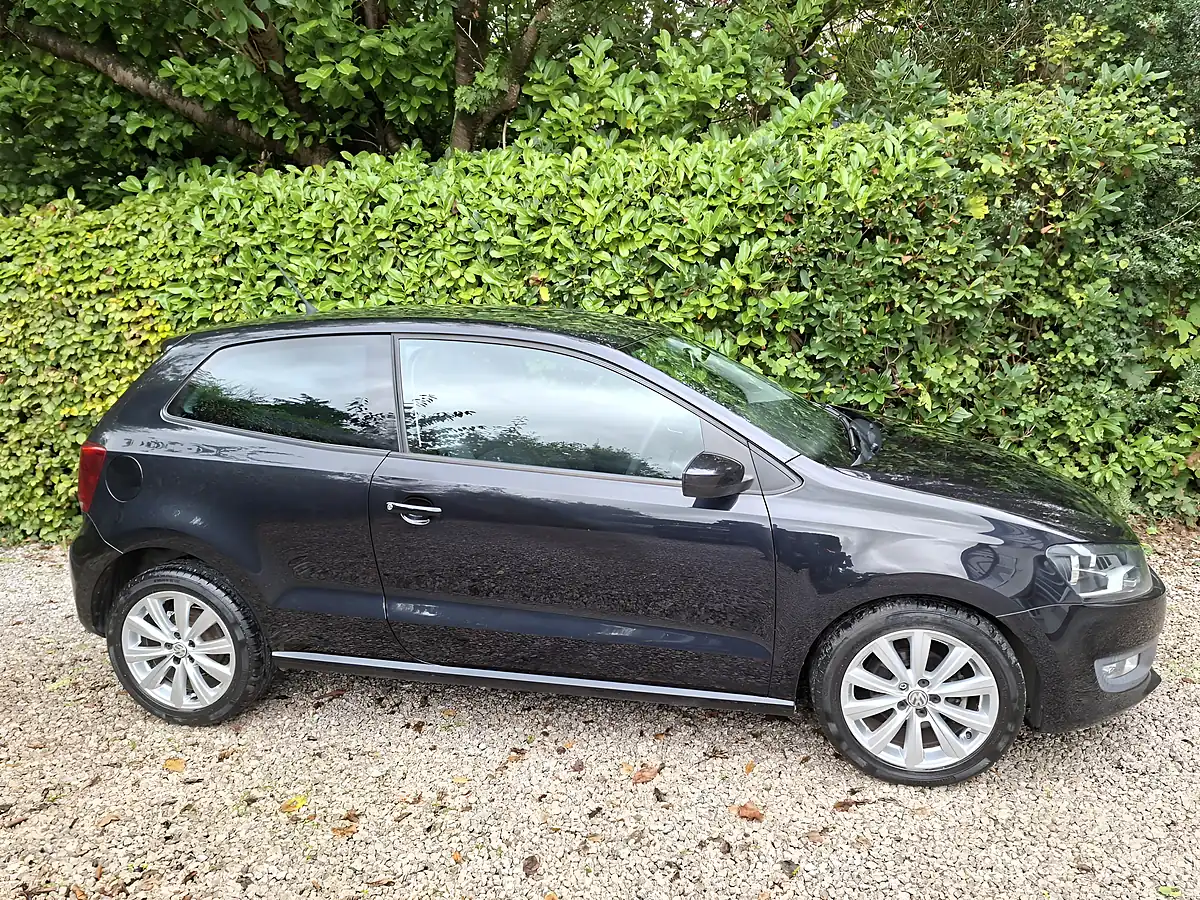 Used 2013 Volkswagen Polo Match Edition Black - Interior and Exterior details 5