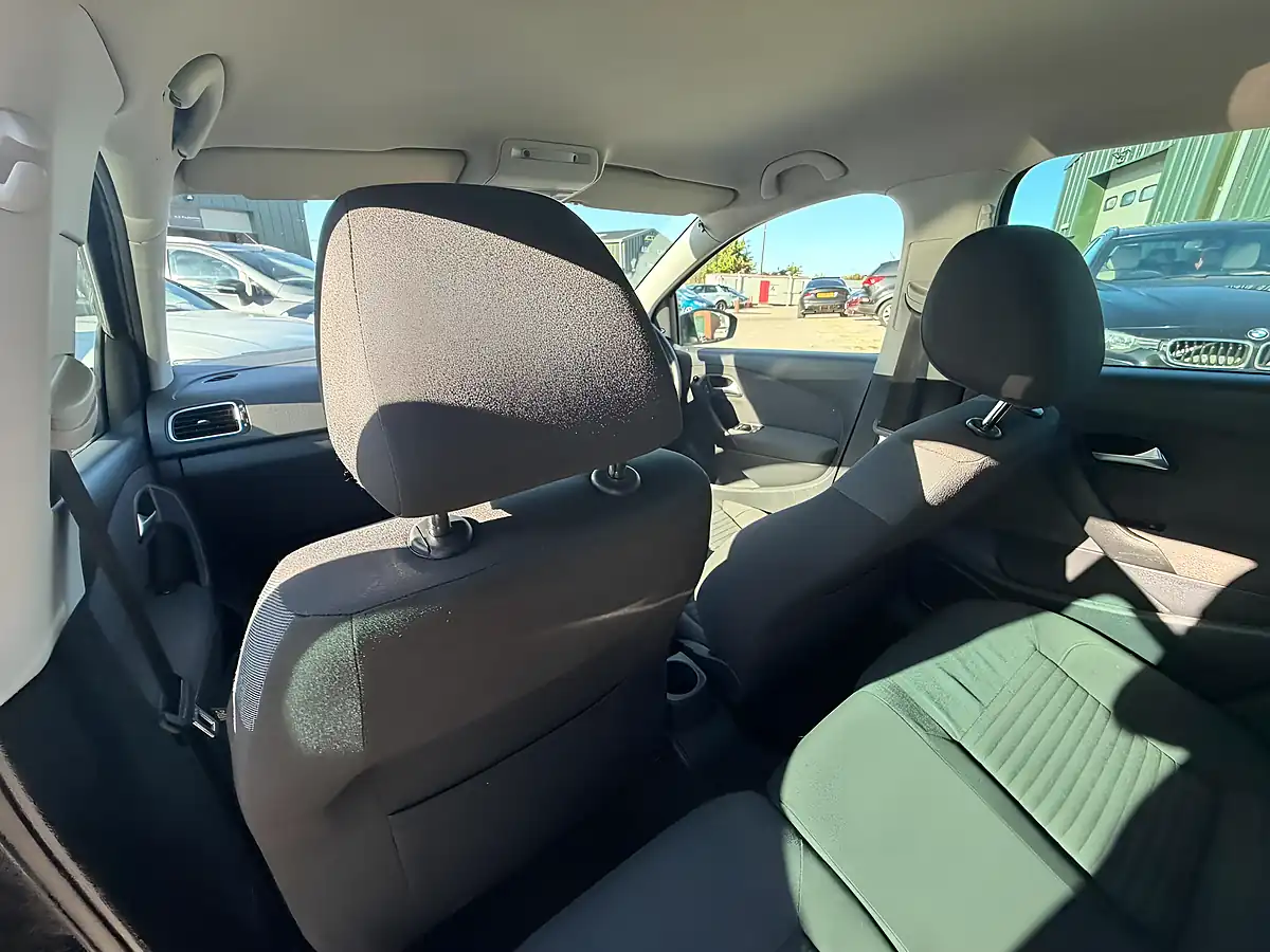 Used 2013 Volkswagen Polo Match Edition Black - Interior and Exterior details 16