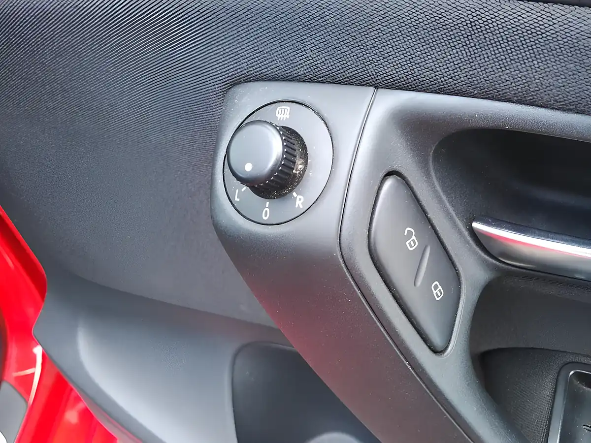 Used 2013 Volkswagen Polo Match Edition Red - Interior and Exterior details 15