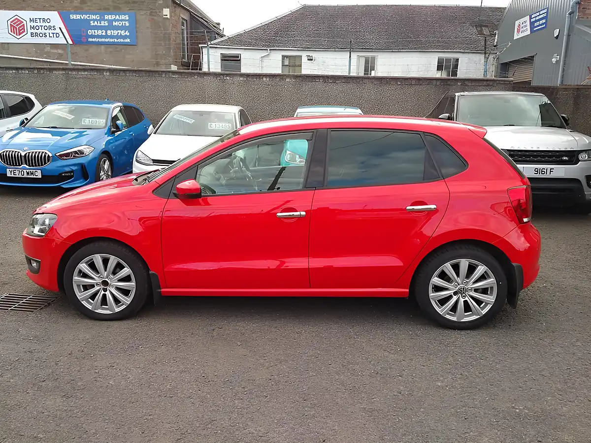 Used 2013 Volkswagen Polo Match Edition Red - Interior and Exterior details 3
