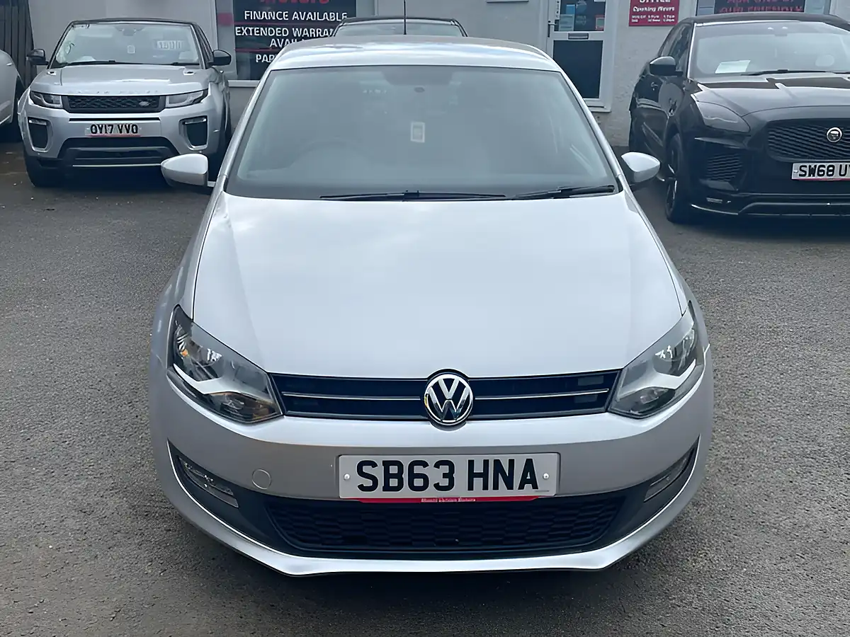 Used 2013 Volkswagen Polo Match Edition Silver - Interior and Exterior details 11