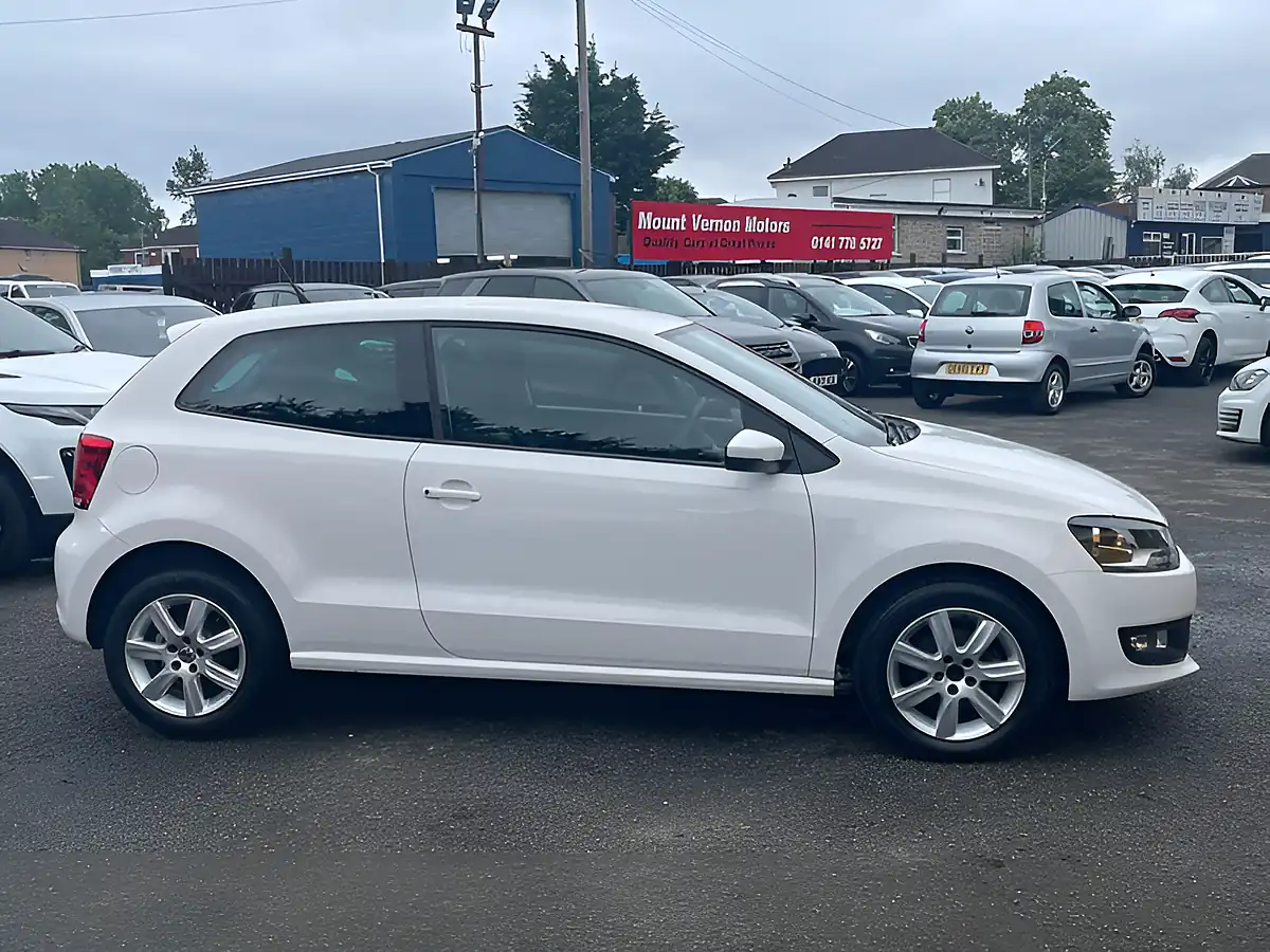 Used 2013 Volkswagen Polo Match Edition White - Interior and Exterior details 7