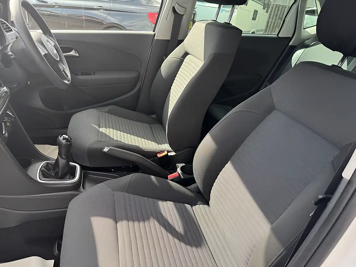 Used 2013 Volkswagen Polo Match Edition White - Interior and Exterior details 13