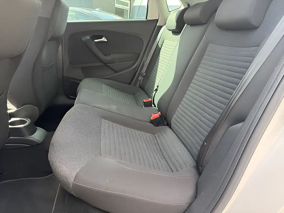 Used 2013 Volkswagen Polo Match Edition White - Interior and Exterior details 16