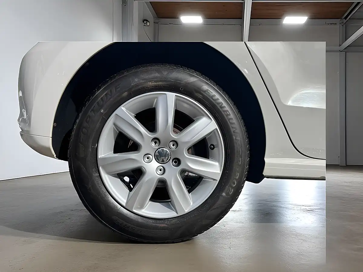 Used 2013 Volkswagen Polo Match Edition White - Interior and Exterior details 5