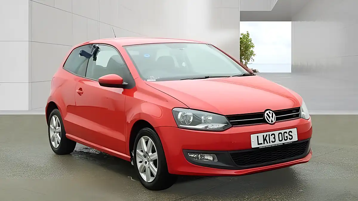 Used 2013 Volkswagen Polo Match Red - Front View