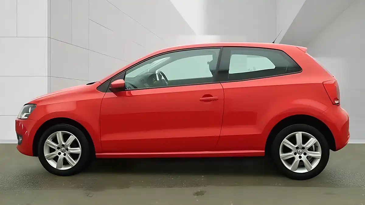 Used 2013 Volkswagen Polo Match Red - Interior and Exterior details 3