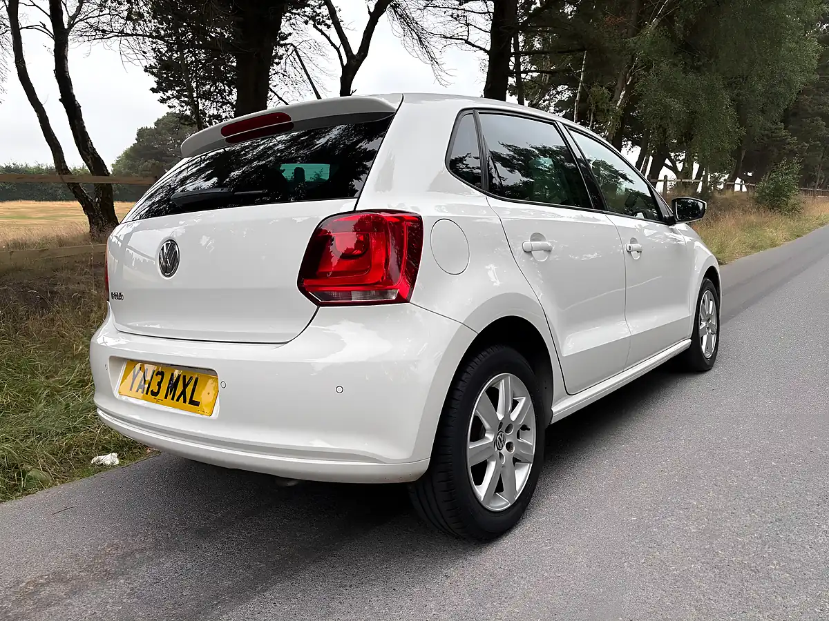 Used 2013 Volkswagen Polo Match White - Interior and Exterior details 7