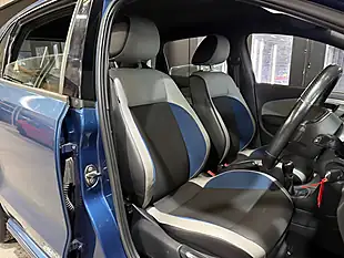 Used 2013 Volkswagen Polo Se Design Blue - Interior and Exterior details 10