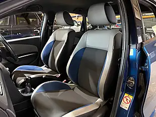 Used 2013 Volkswagen Polo Se Design Blue - Interior and Exterior details 13