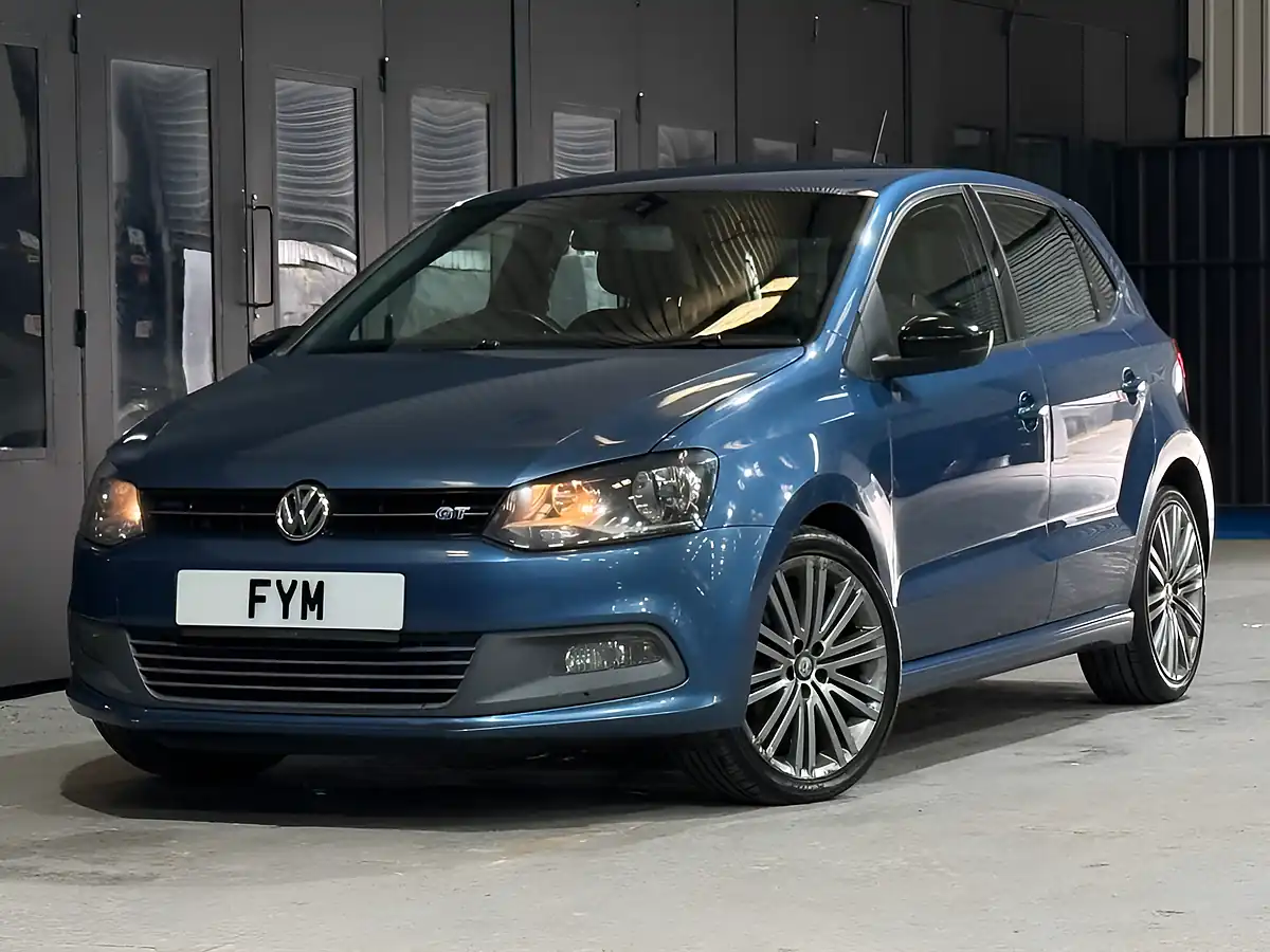 Used 2013 Volkswagen Polo Se Design Blue - Interior and Exterior details 15