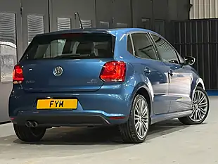 Used 2013 Volkswagen Polo Se Design Blue - Interior and Exterior details 16