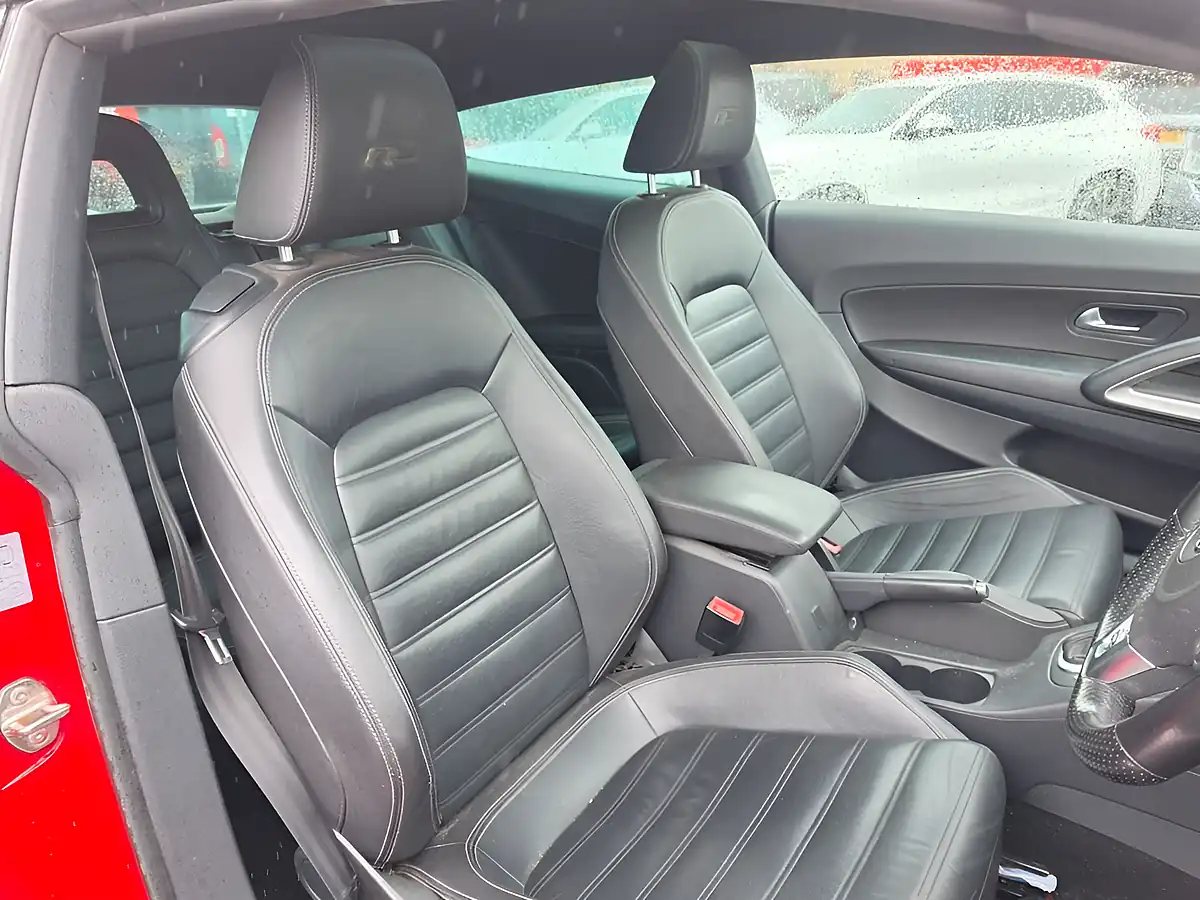 Used 2013 Volkswagen Scirocco R-Line Red - Interior and Exterior details 11