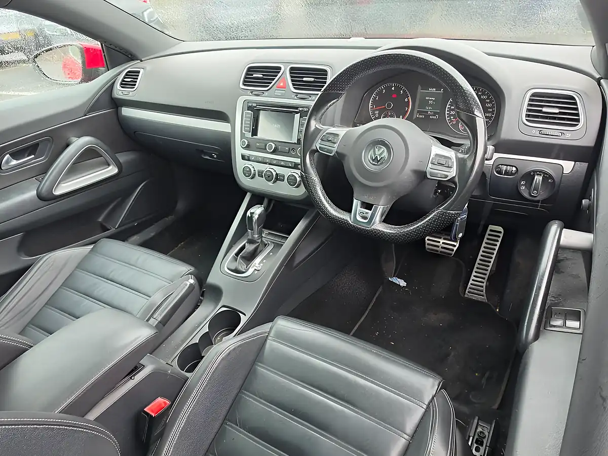 Used 2013 Volkswagen Scirocco R-Line Red - Interior and Exterior details 12