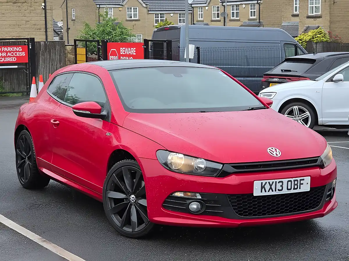 Used 2013 Volkswagen Scirocco R-Line Red - Interior and Exterior details 18