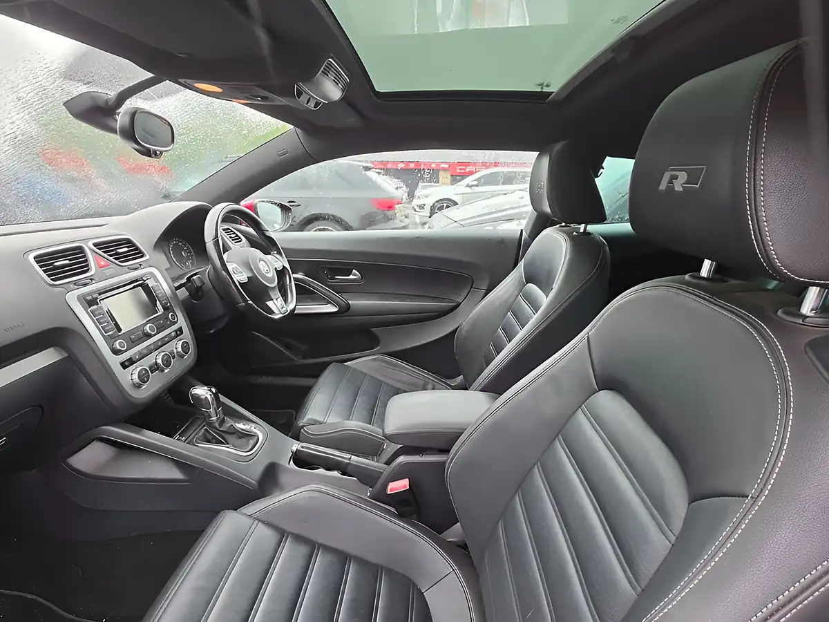 Used 2013 Volkswagen Scirocco R-Line Red - Interior and Exterior details 5
