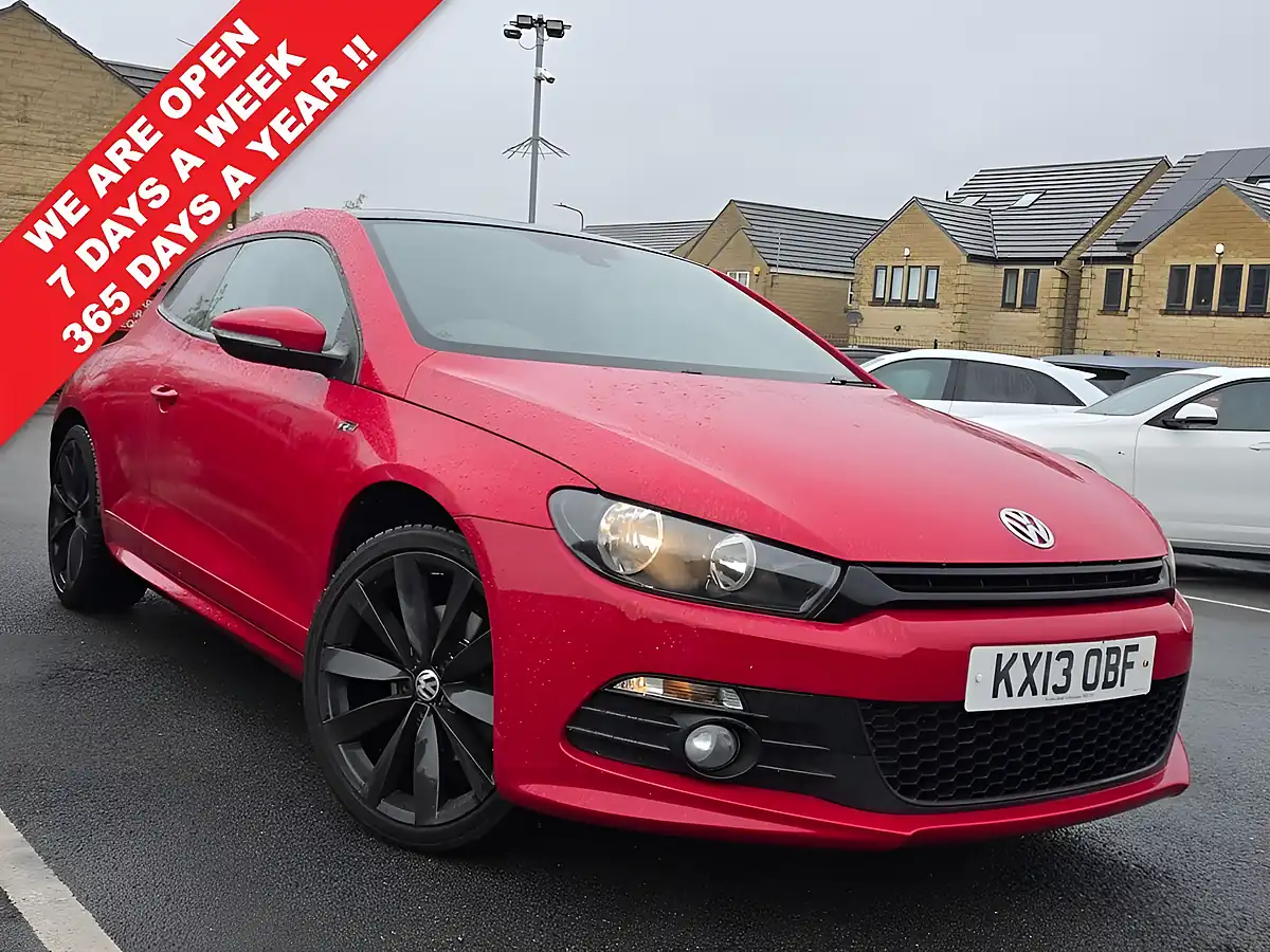 Used 2013 Volkswagen Scirocco R-Line Red - Interior and Exterior details 6