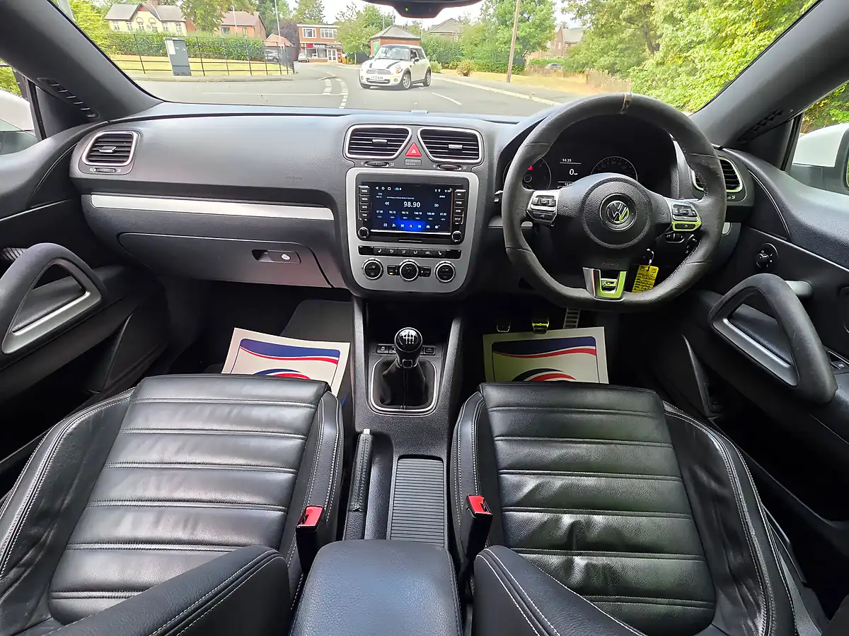 Used 2013 Volkswagen Scirocco R-Line White - Interior and Exterior details 14