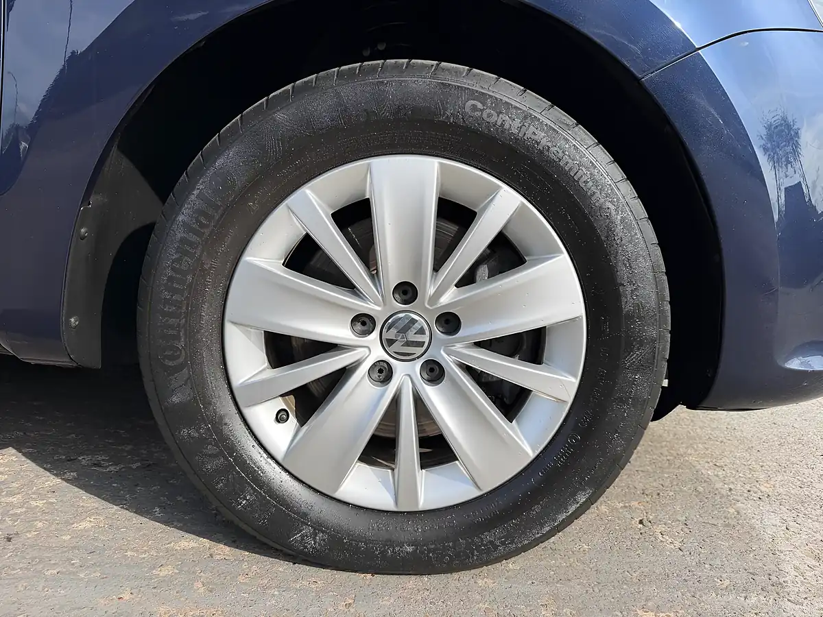 Used 2013 Volkswagen Sharan Bluemotion Tech Se Blue - Interior and Exterior details 20