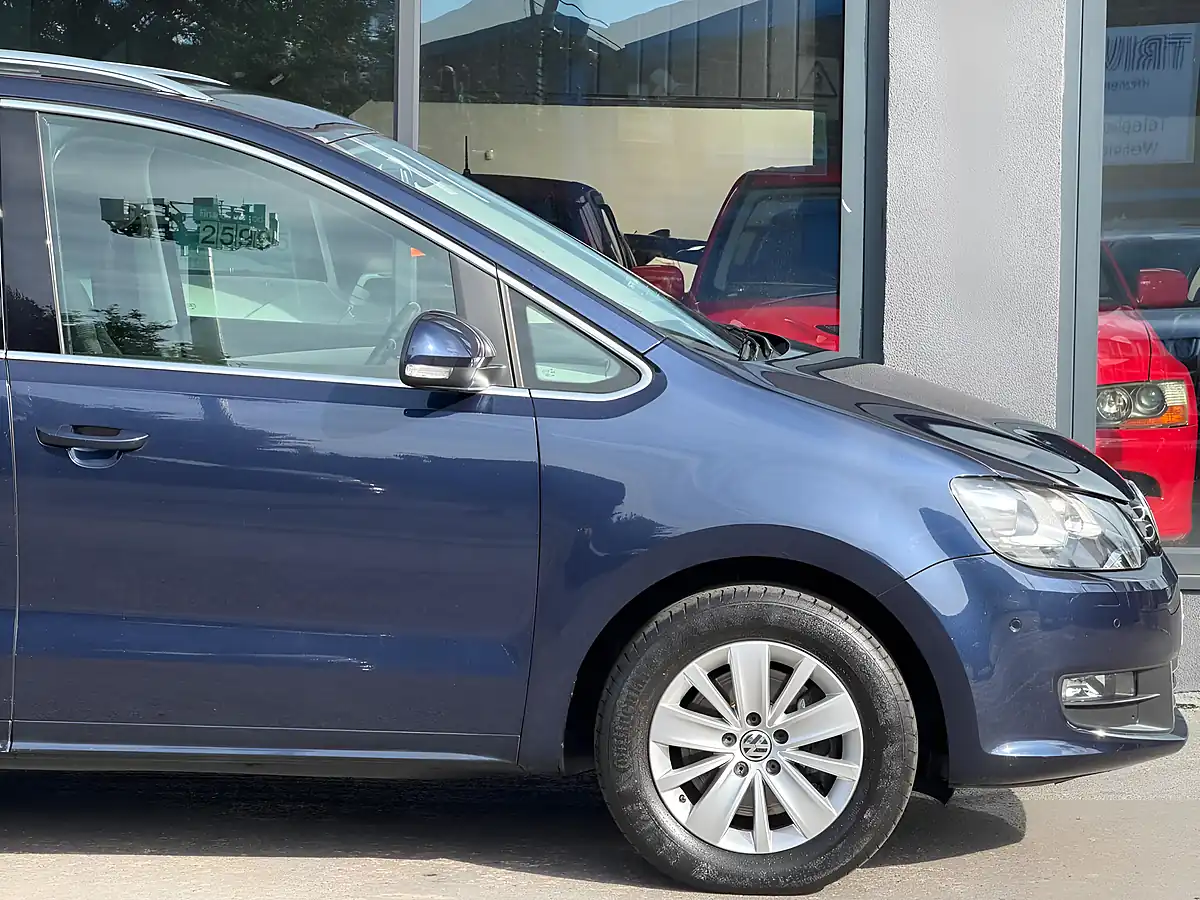 Used 2013 Volkswagen Sharan Se Blue - Interior and Exterior details 9