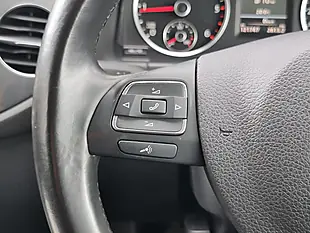 Used 2013 Volkswagen Tiguan Bluemotion Tech Match Silver - Interior and Exterior details 12
