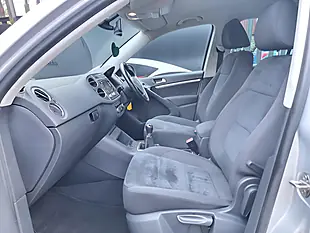 Used 2013 Volkswagen Tiguan Bluemotion Tech Match Silver - Interior and Exterior details 14