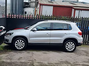 Used 2013 Volkswagen Tiguan Bluemotion Tech Match Silver - Interior and Exterior details 4