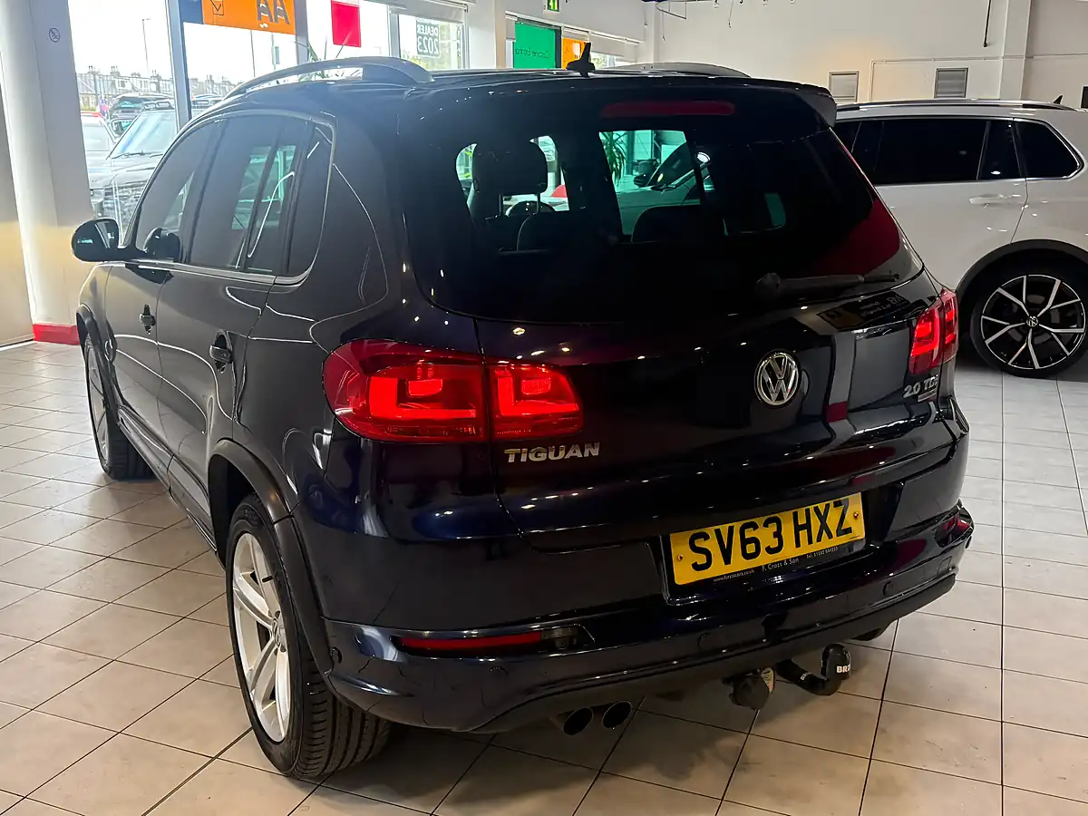 Used 2013 Volkswagen Tiguan Bluemotion Tech R-Line Blue - Interior and Exterior details 6