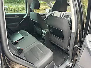 Used 2013 Volkswagen Tiguan Bluemotion Tech Se Black - Interior and Exterior details 20