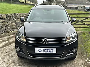Used 2013 Volkswagen Tiguan Bluemotion Tech Se Black - Interior and Exterior details 3