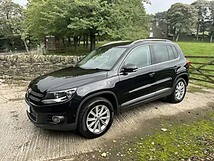 Used 2013 Volkswagen Tiguan Bluemotion Tech Se Black - Interior and Exterior details 5